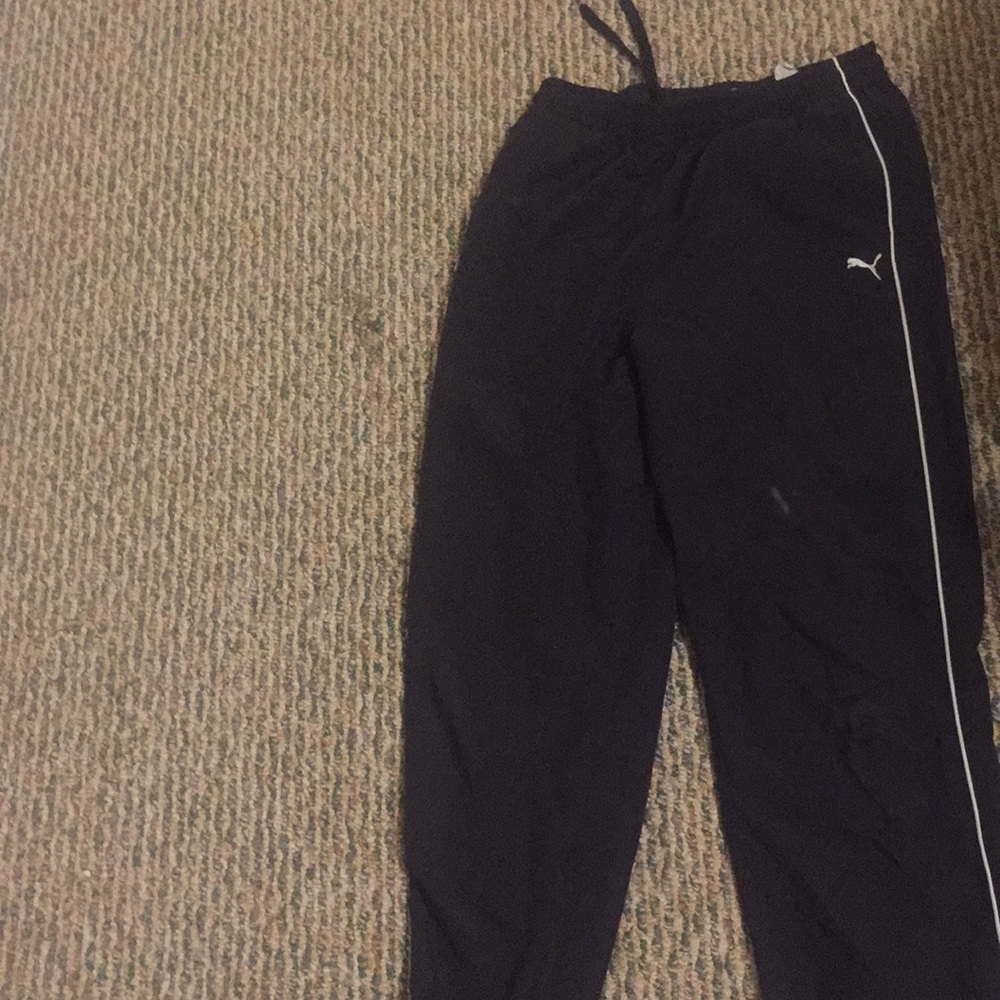 Black puma sweat pants